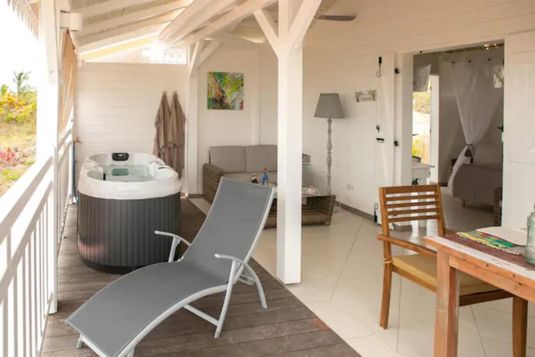 Bungalow Vanille Pacane - Vue Mer Avec Spa Prive 莱特鲁瓦西莱 外观 照片
