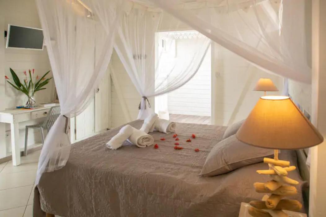 Bungalow Vanille Pacane - Vue Mer Avec Spa Prive 莱特鲁瓦西莱 外观 照片